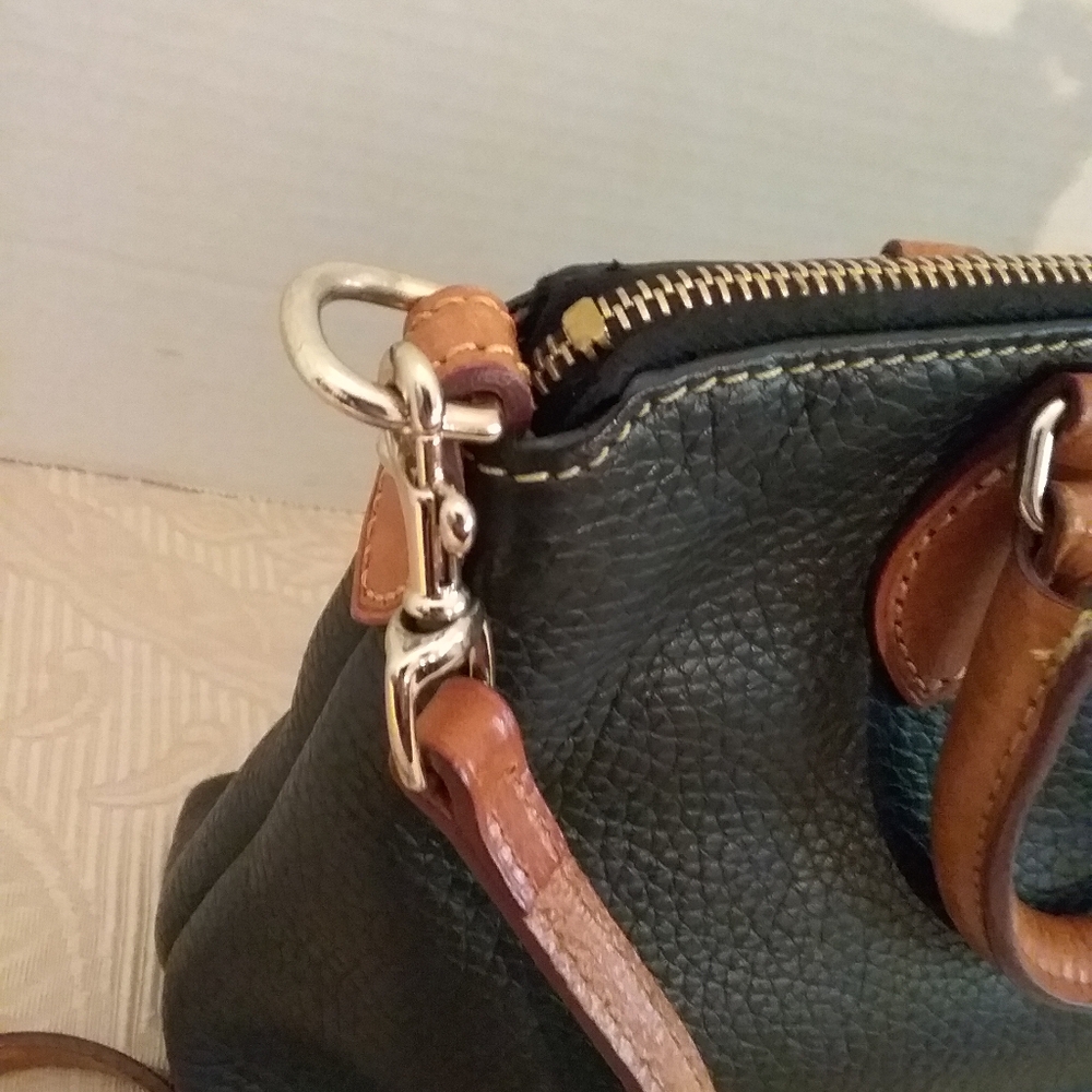 Dooney Bourke Pebble Satchel Crossbody w/Strap Leather Black /Brown Handles EUC - Picture 9 of 14